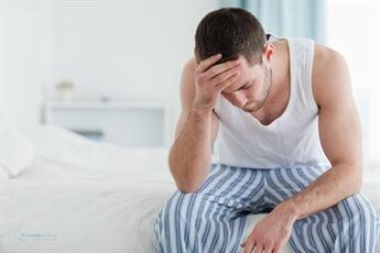 Şiddetli halsizlik, akut prostatit belirtilerinden biridir